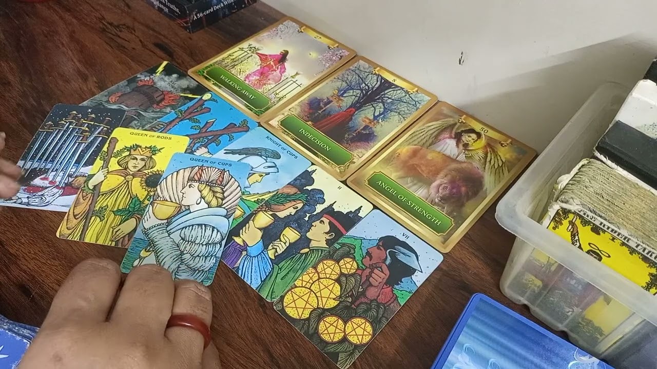 🥰WHO WILL CONTACT YOU VERY SOON AND WHY 🥰 HINDI-URDU TAROT 💖#whowillcontact #highpriestess7777#tarot