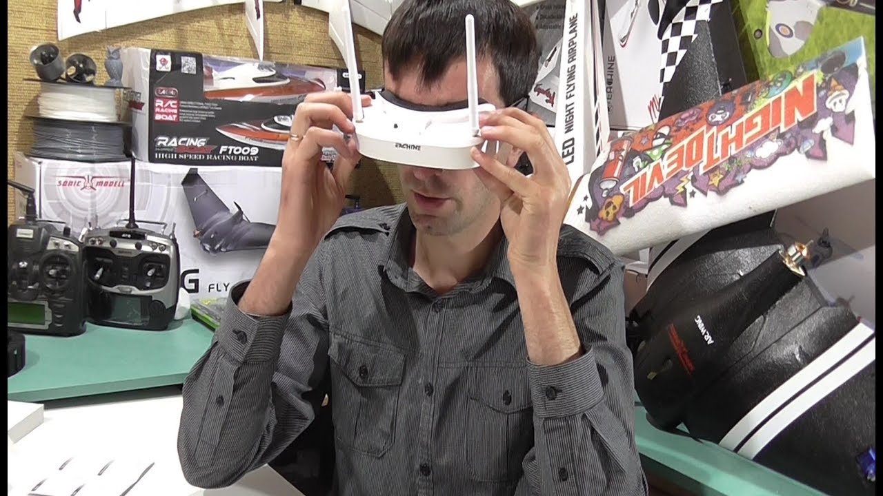 Eachine  EV100 - бюджетные видеоочки