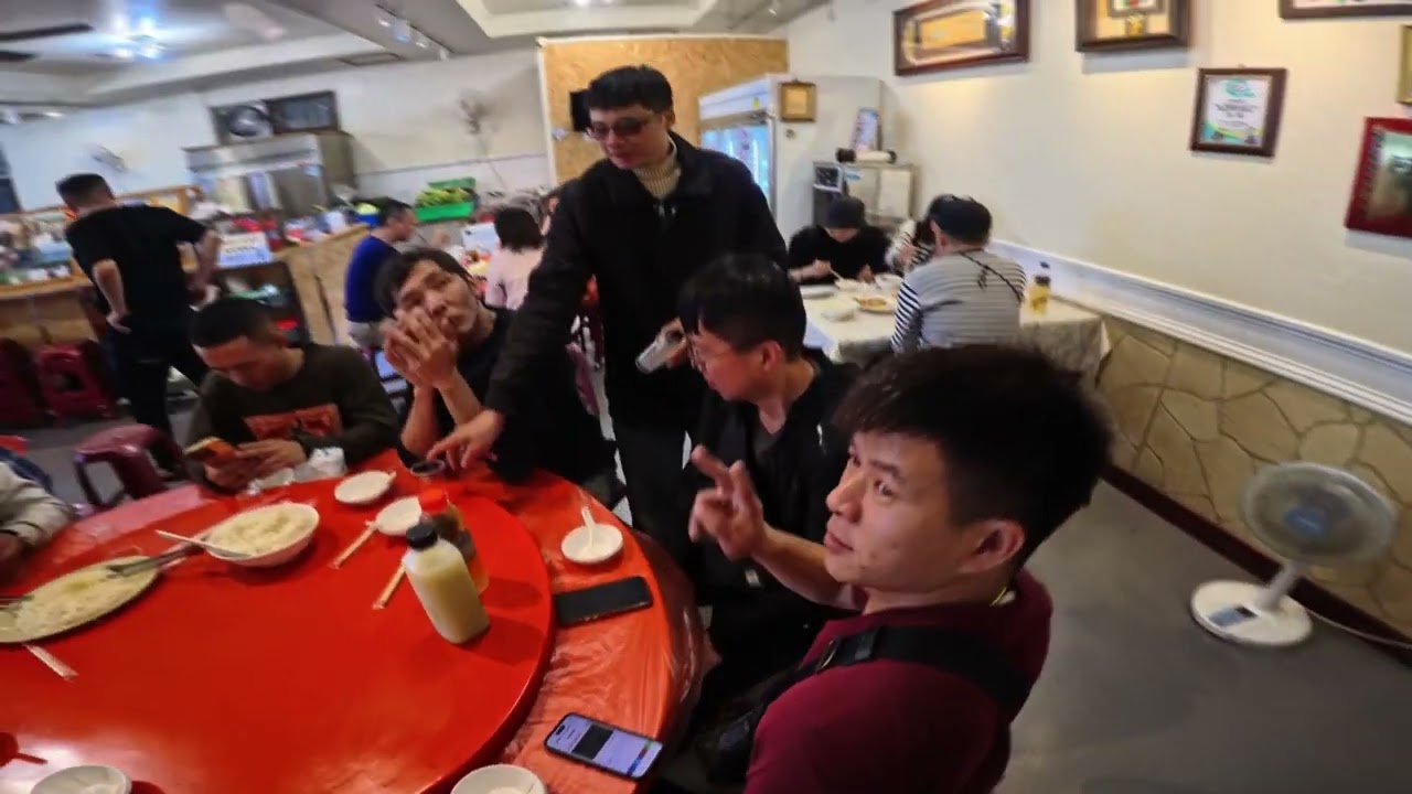 大叔團阿里山吃雞