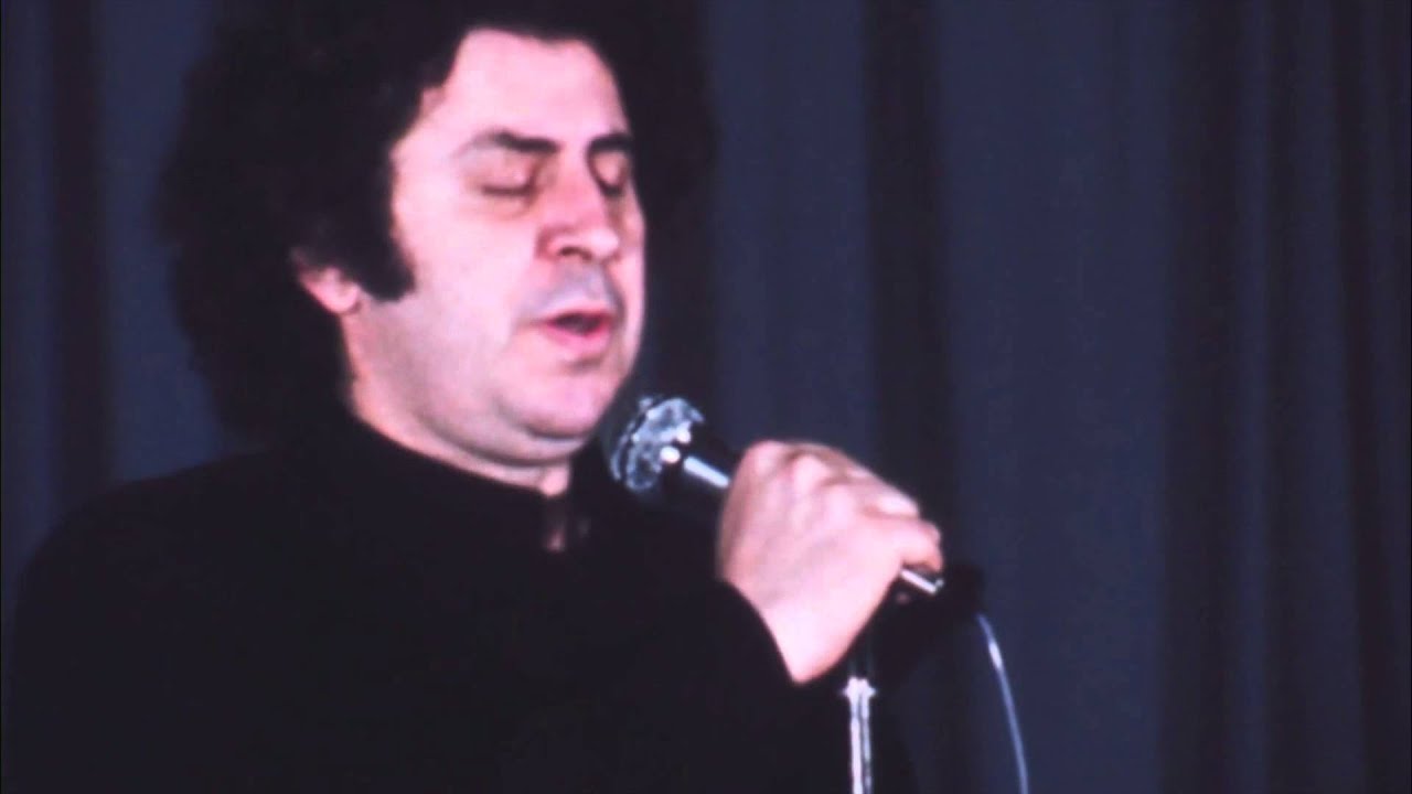 Mikis Theodorakis sings Sou ipam Psemata Polla