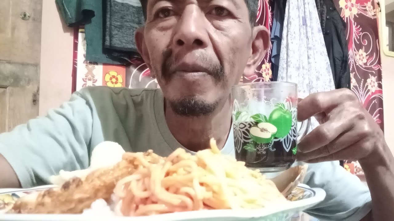 Baru terjadi ngopi sama spaghetti ternyata sahur ke 18