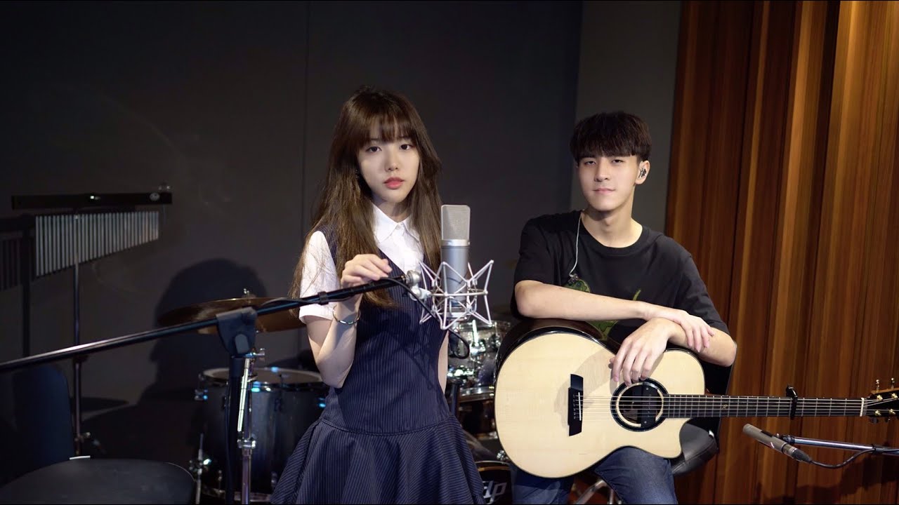 Eight (IU) - Mark Polawat x Millie Snow