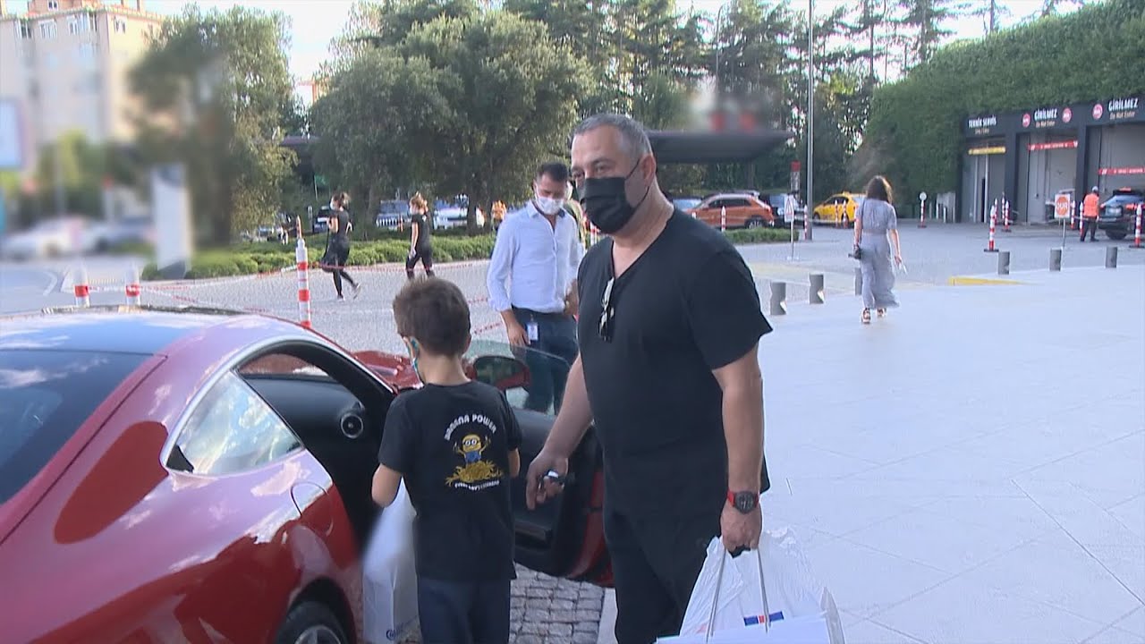 Cem Yılmaz’ı geren soru
