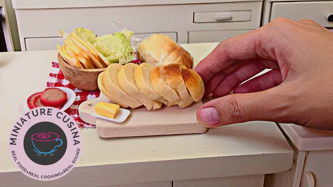 Miniature Food Cooking: White Loaf Bread.