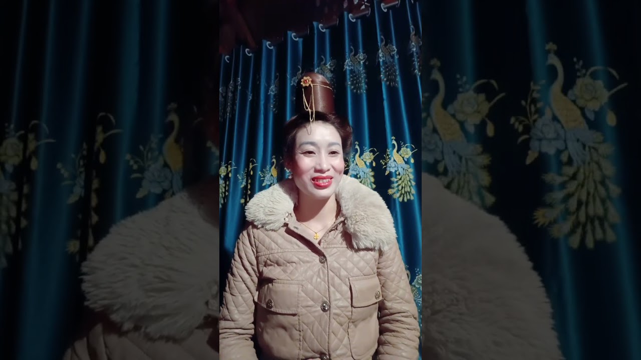 Cà Văn Sơn Và Lò Danh Hát Thái 