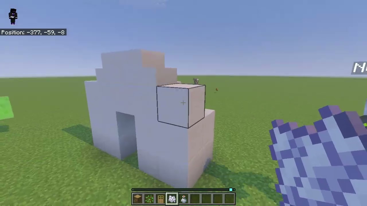 DOING A MINECRAFT BUILDBATTLE AND TROLLING MY FRIEND