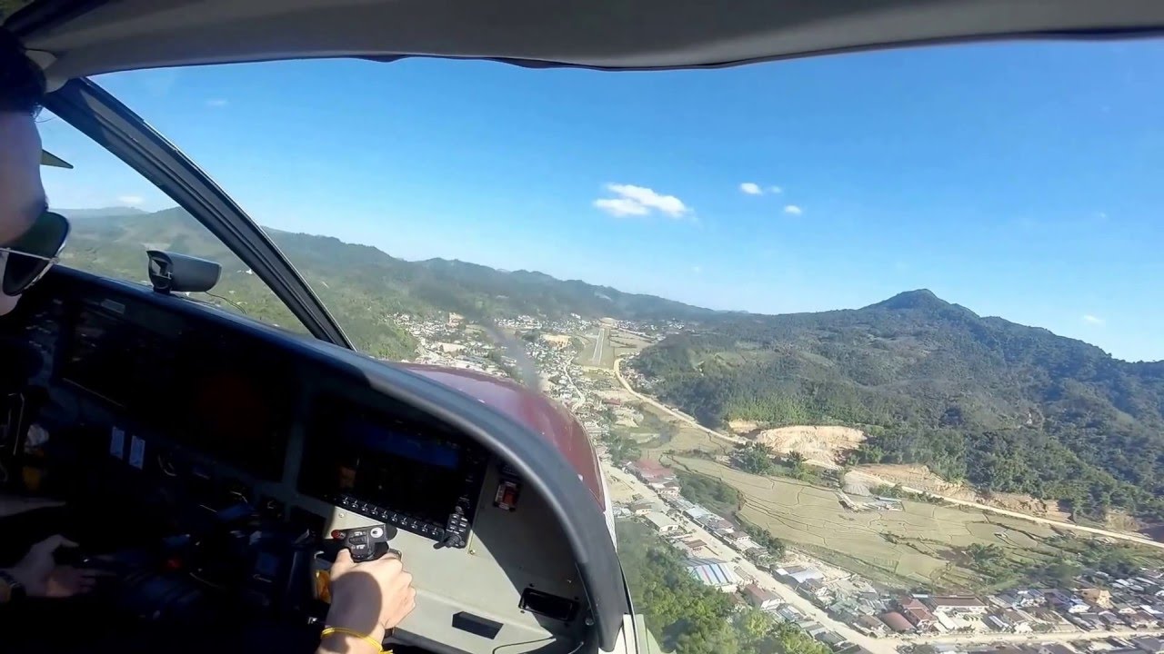 Lao Skyway flight Vientiane to Samneua( Huaphanh province) with cessna c2018 grand caravan