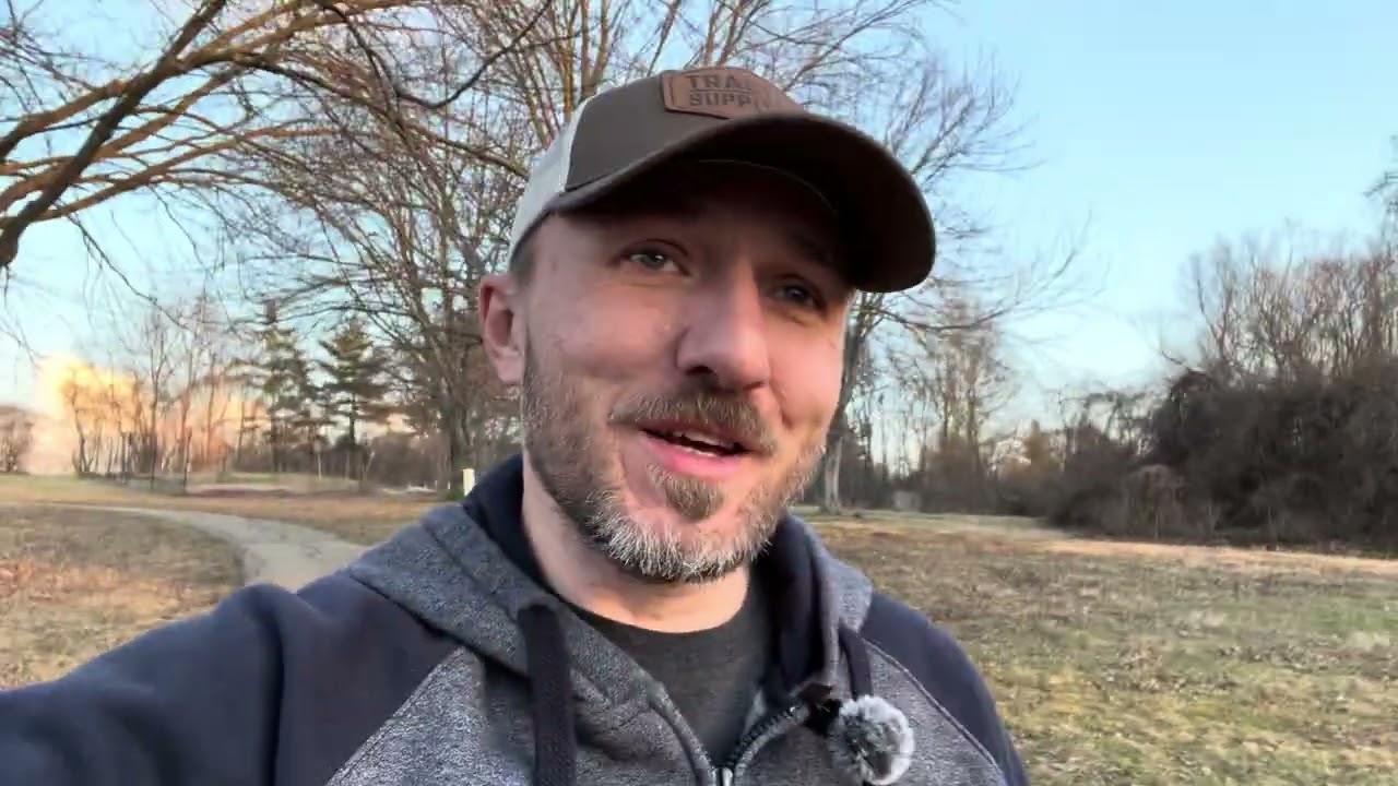 На якій мові вести канал? (What language should I use)