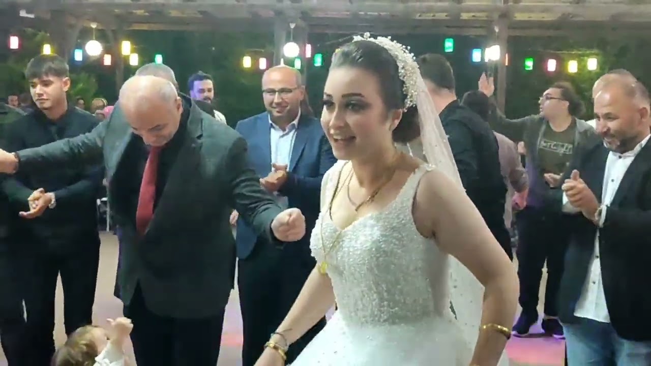 MAVİŞİN KIZI NERGİSİN DÜĞÜNÜ GÖLYAKA DA FARKLI OLUR ÇİFTETELLİ OYUNU