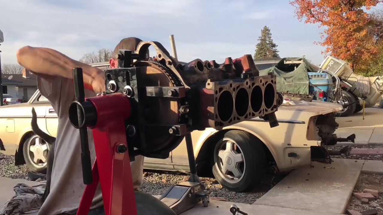 VOLVO 240 b230 teardown (16v conversion)