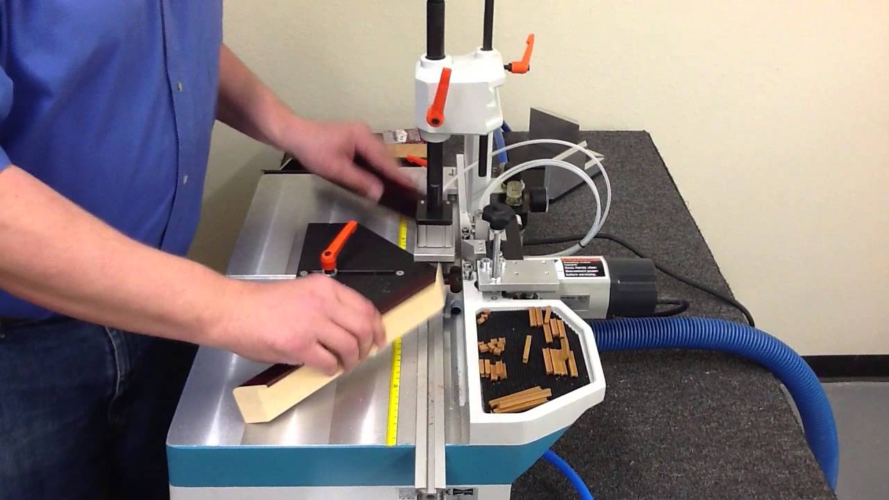 Joining tall shadow box and floater frame moulding with Hoffmann Dovetail Keys