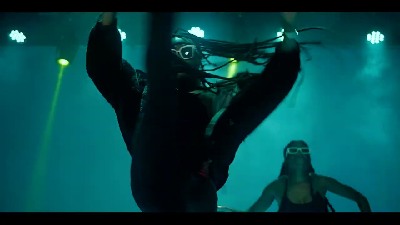 AQUECEU  + Piploy pipass Ft Preto show x Dj aka-m