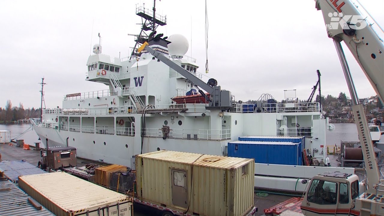 UW Research Boat 