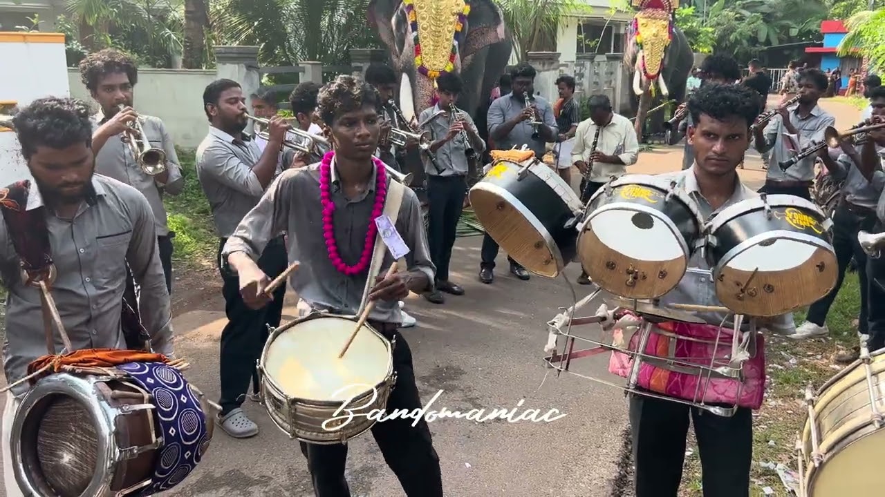 ഇത്ത്ര നാളു കാത്തു ഇരുന്ന ആ ഗാനം ഇതാ ഇവിടെ ഉണ്ട് | #2024