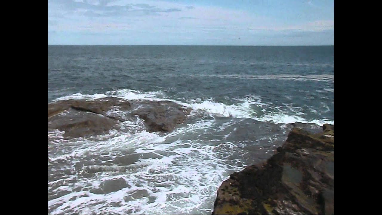 Mackerel fishing Newbiggin-Rock fishing UK.