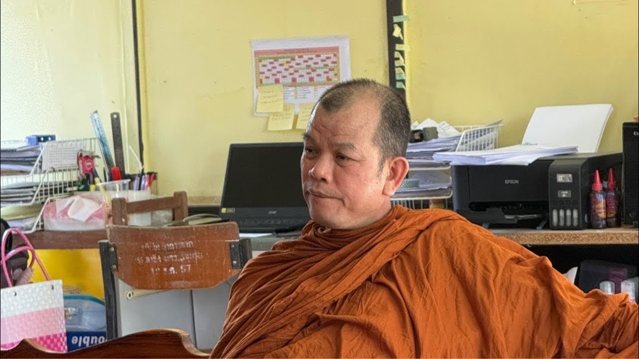 บิณฑบาตร เช้า ตลาดช่องเม็ก3/3/69