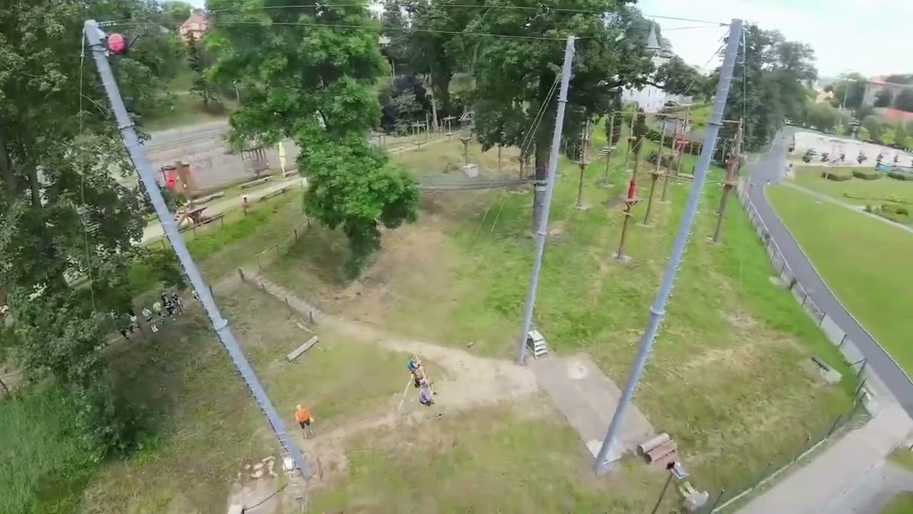 Giant Swing &ndash; adrenalinov&aacute; houpačka v Chebu / Giant Swing &ndash; Adrenaline Ride in Cheb