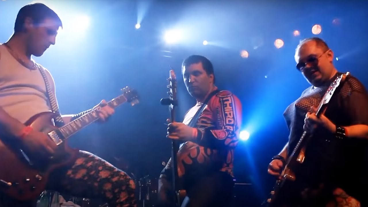 Brkovi - Švaler (Uživo)