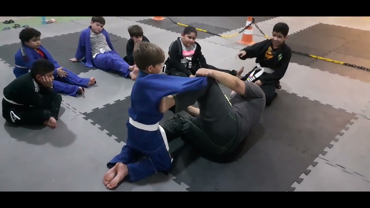 JIU-JITSU infantil CT ferro(estágio)
