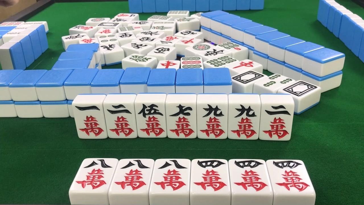 终于，终于胡了，在这一刻小哥泪流满面，太不容易了
