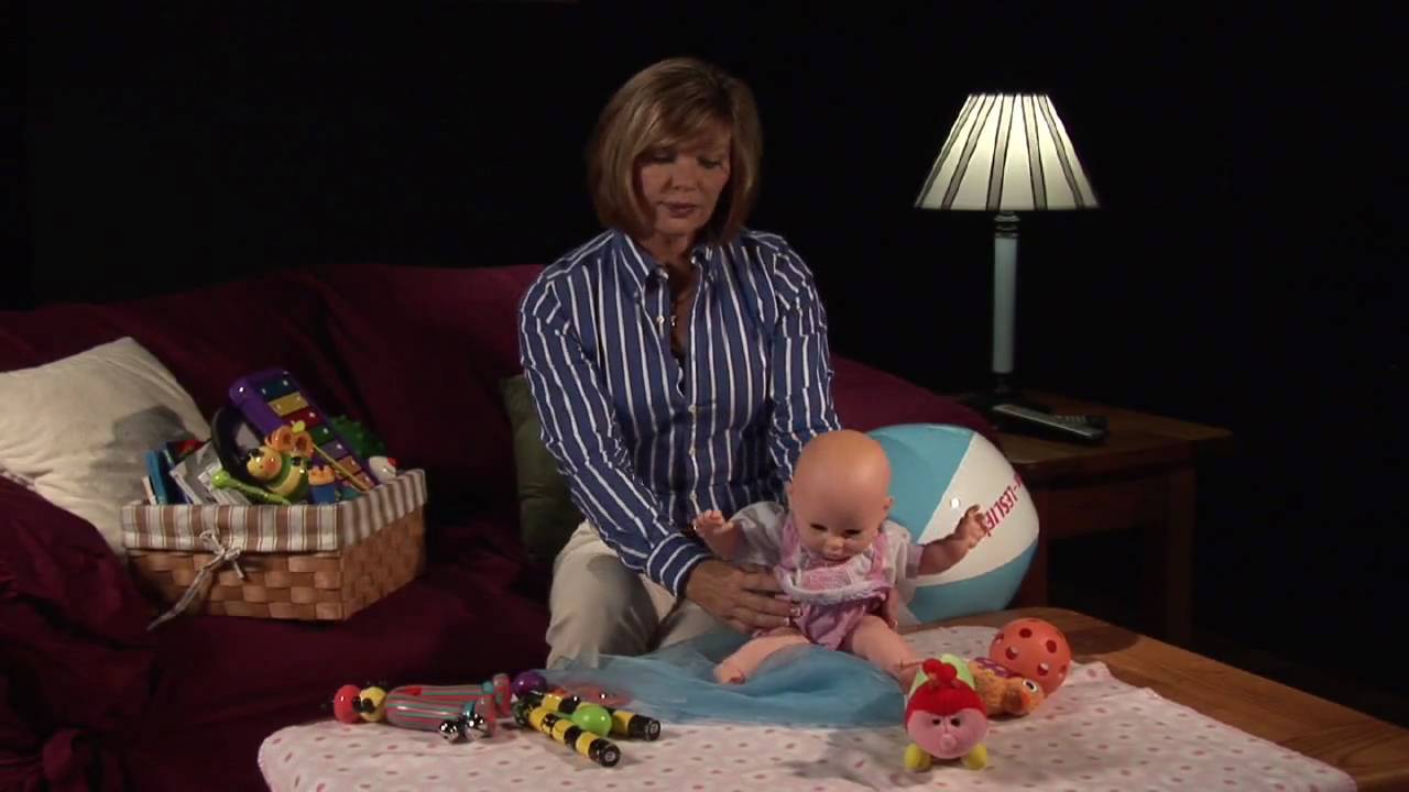 Stimulating a Baby's Physical Development : How to Stimulate a 4-Month-Old's Physical Development