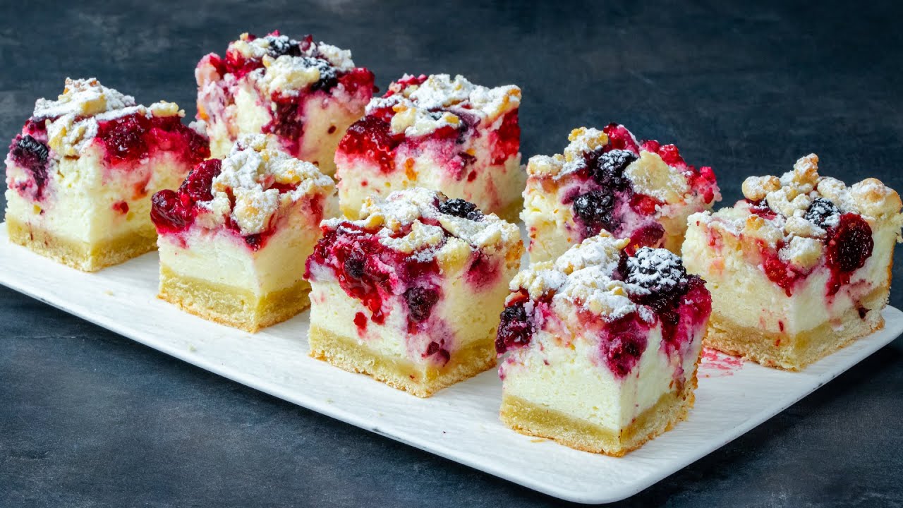 Prajitura cu crema de iaurt si fructe - mai usoara si fina nu exista! Cookrate-Romania