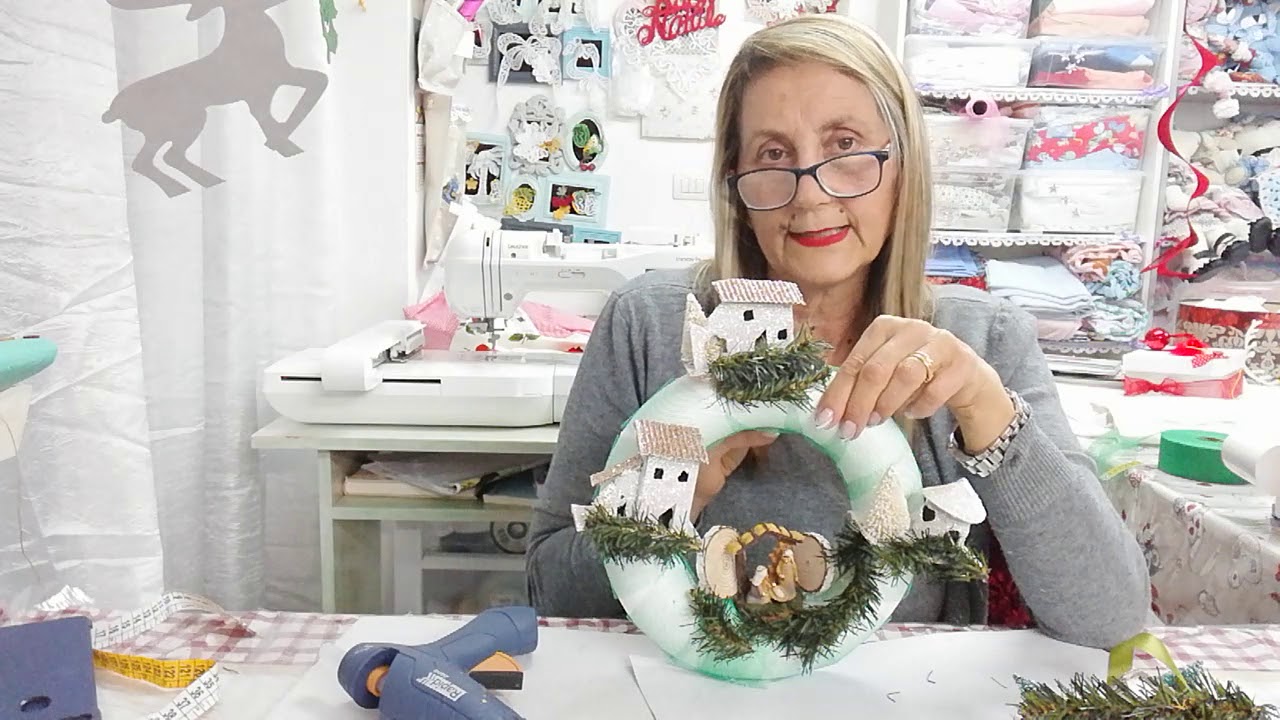 Il Baule Della Nonna tutorial come fare ghirlanda con paesaggio e natività.