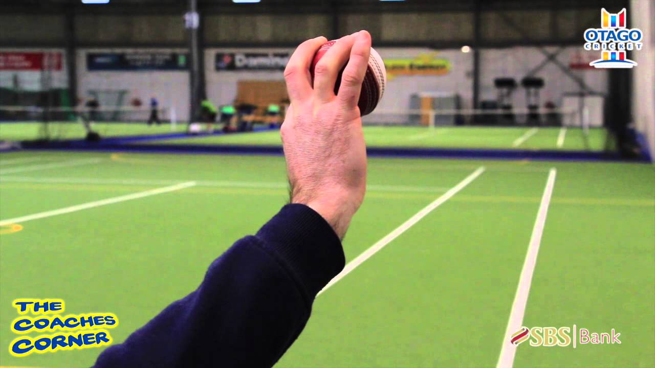 THE COACHES CORNER EPISODE #1 - LEGSPIN BOWLING TIPS