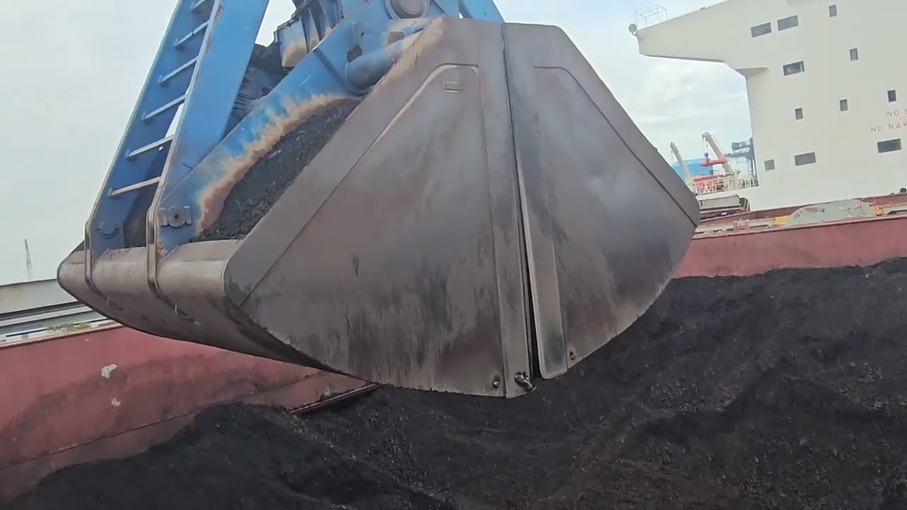 Harbour Mobile Crane at VOC Port