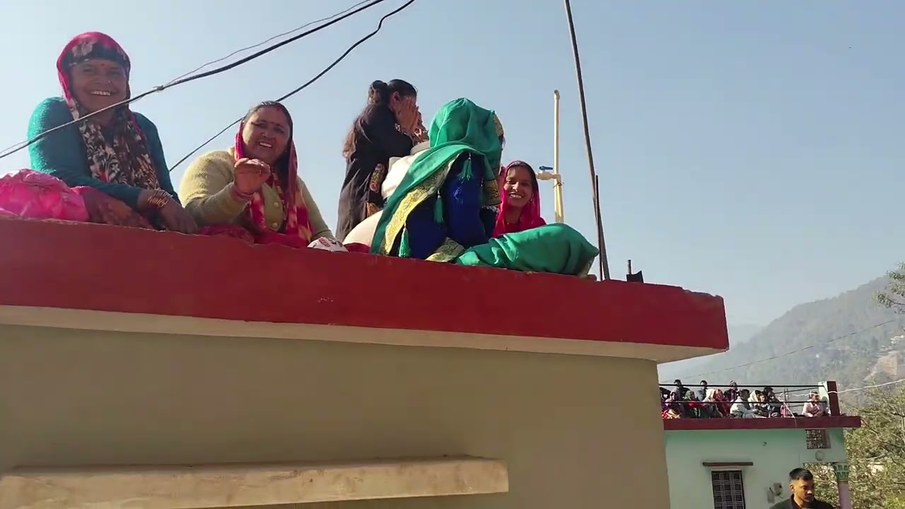 ग्राम सभा रानो में द्रौपदी वस्त्र हरण हुआ है