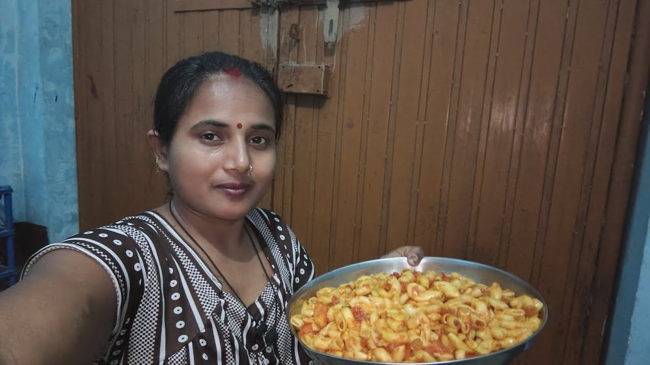 Aaj Maine banaya Hai pasta 🍝🍝 bahut hi testi pasta banaa hai ki ungaliyan chatate rah jaaoge 😋