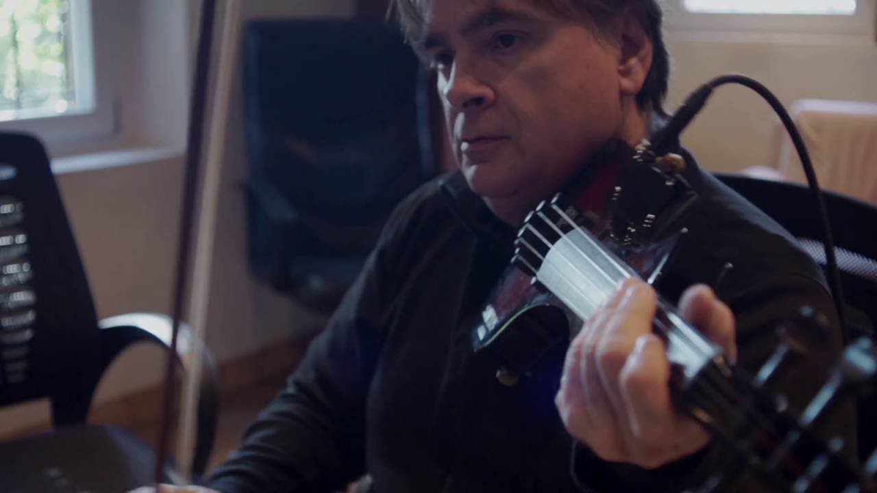 Carlo Cantini practice obligated part of Trilok Gurtu song