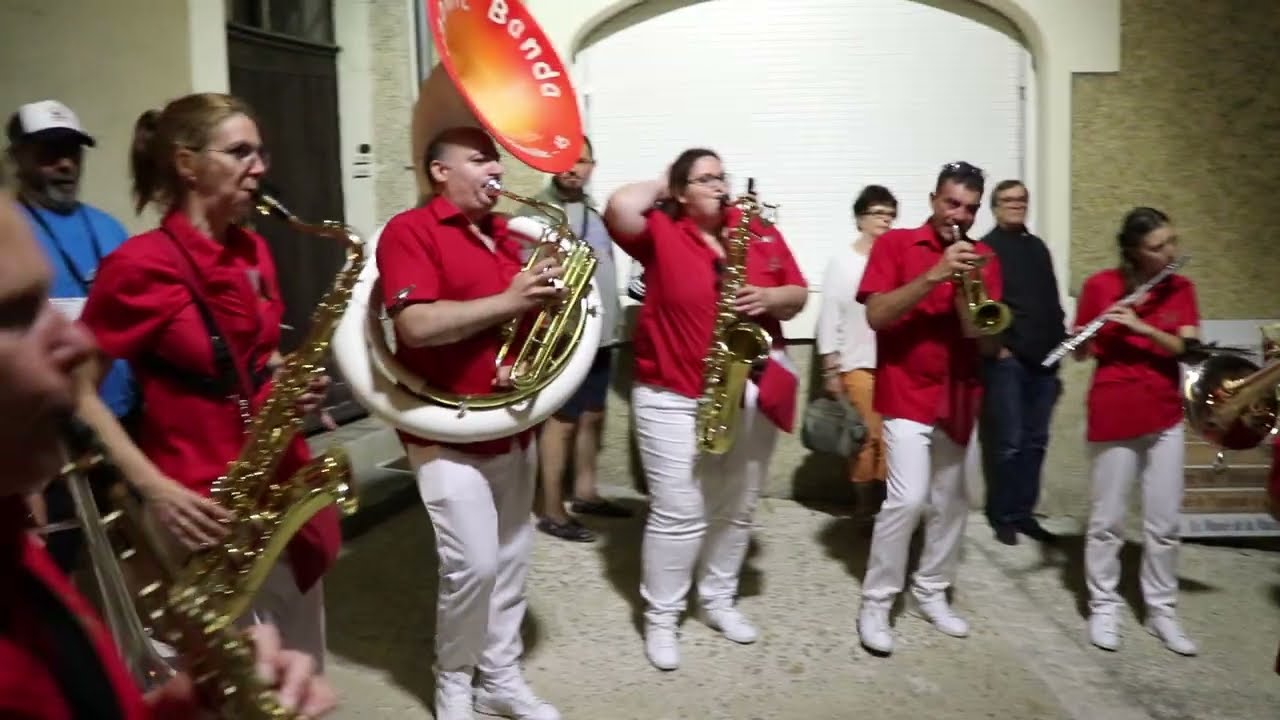 Dynamic Banda (45) - 7e Festival Bandas et Txaranga (2022) Montmorillon (86) - La Jument De Michao