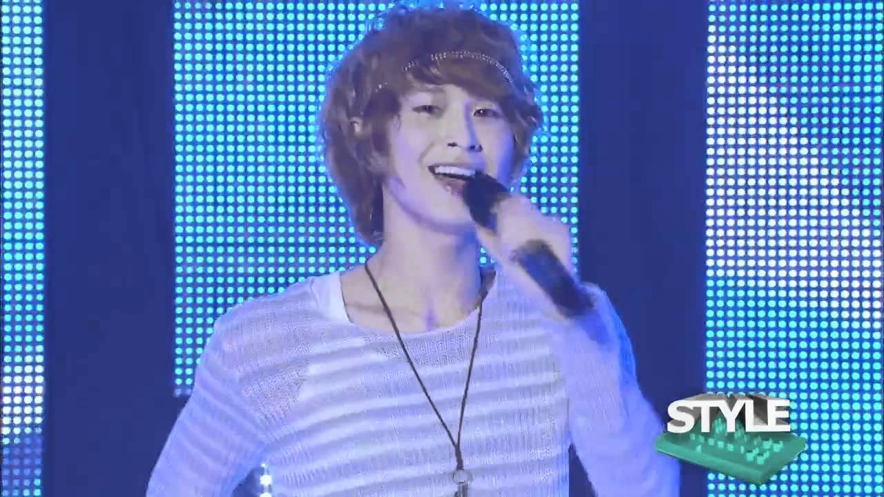 110722 ZE:A - Watch Out Live