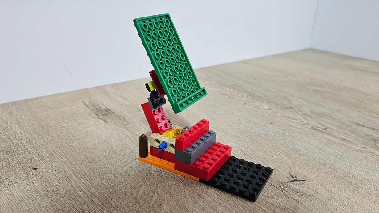 LEGO Phone Stand copy 🧱