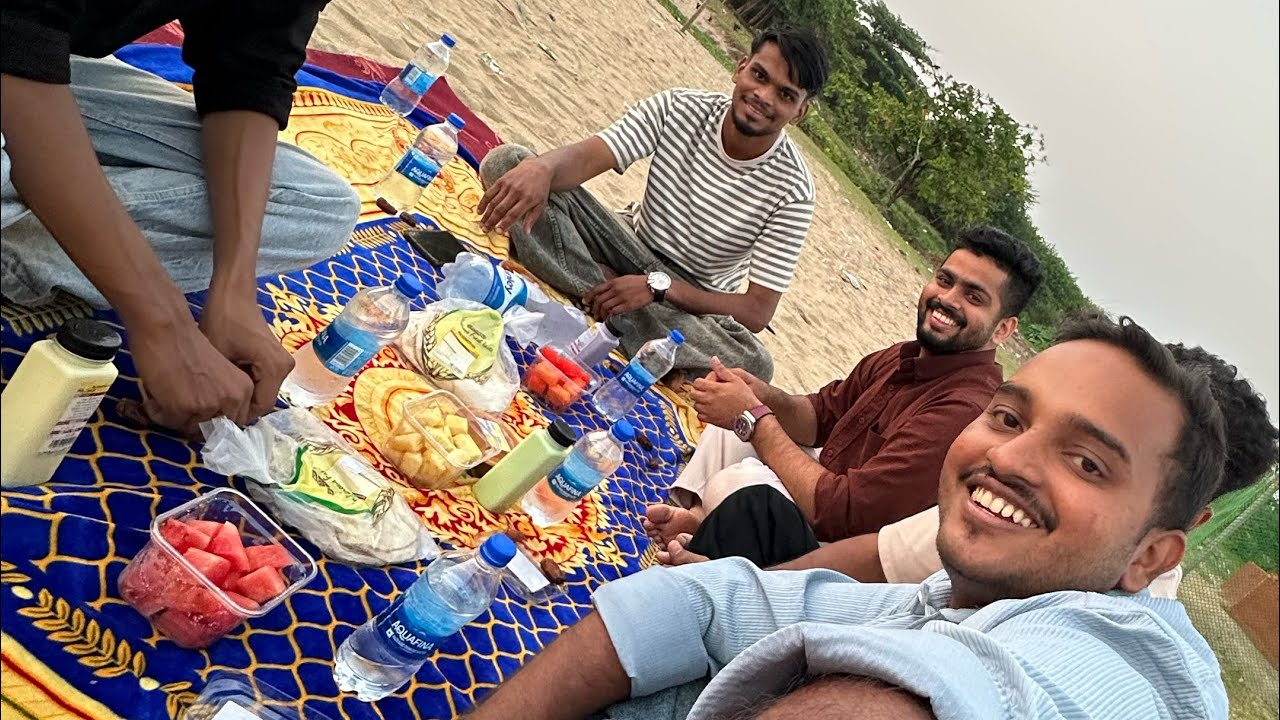കൂട്ടുകാരുടെ കൂടെ ബീച്ചിലെ നോബ് തുറ!.....🍉🍹