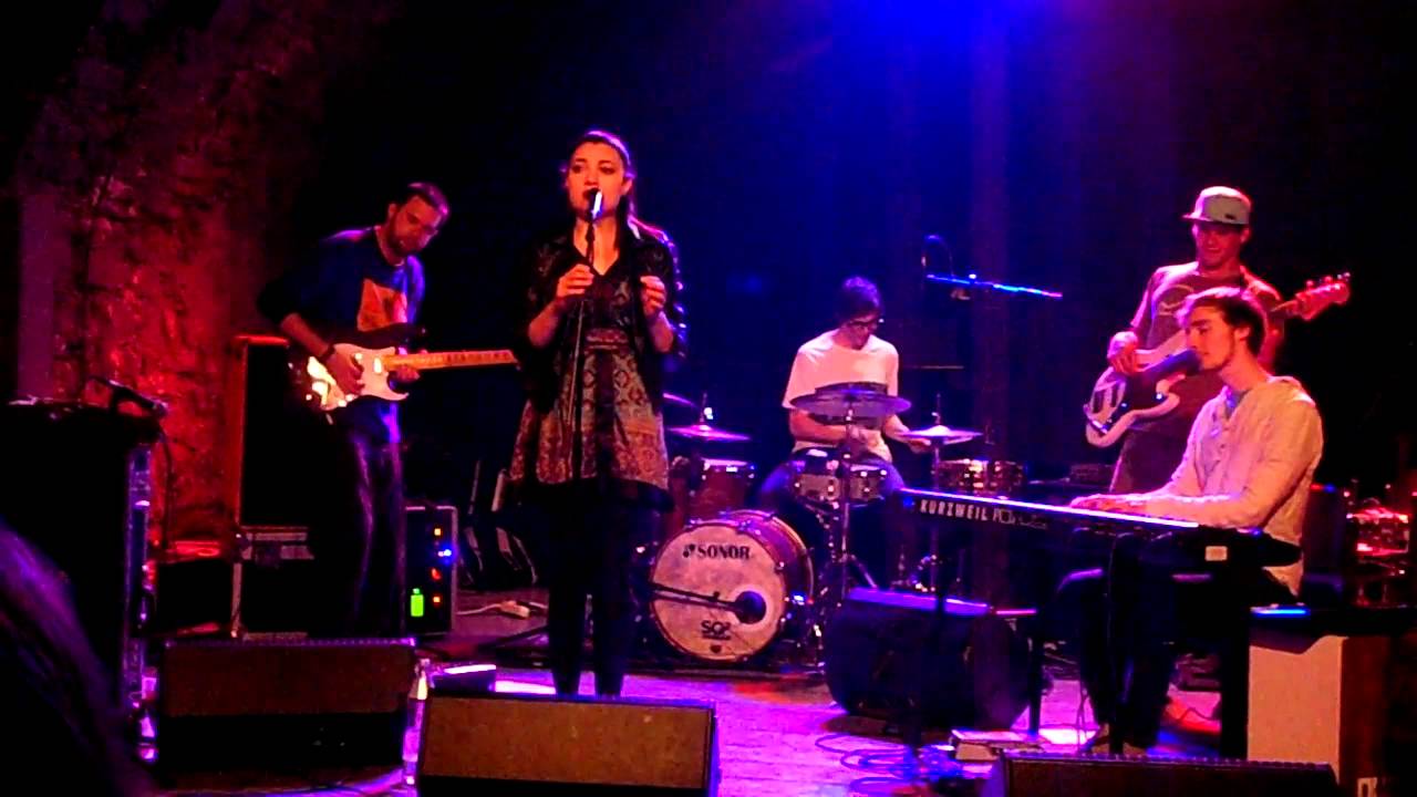 Busart & The Ruffnecks ft. Cemre Yilmaz - Fall In Love (Erykah Badu)