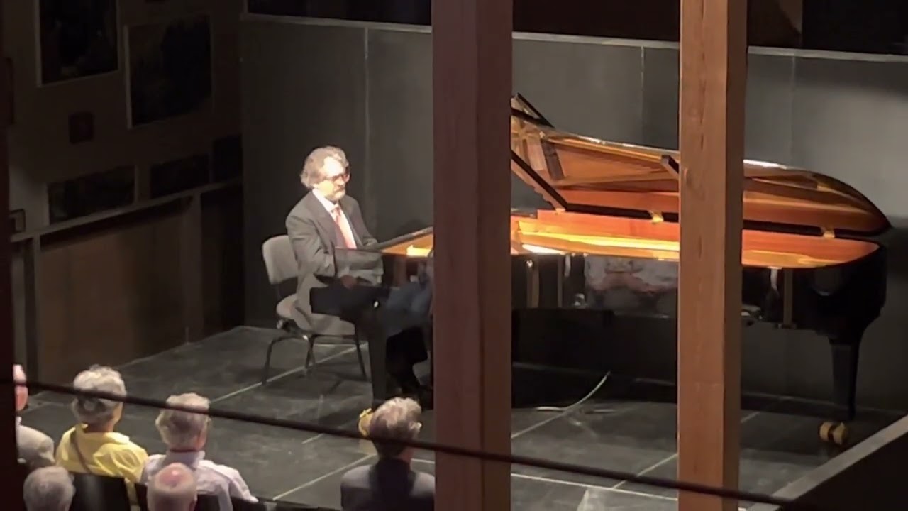 Konstantin Scherbakov plays Prelude D-Dur Op. 23 No. 4 by S. Rachmaninoff