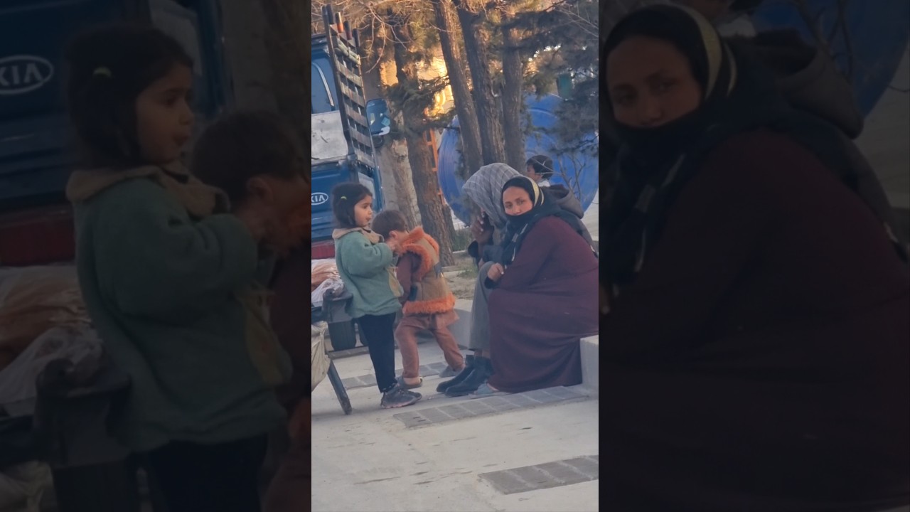 Poor Afghan Family Asking For Help On Road In Ramadan #poorpeople #ramadan #afghanistan #kabul