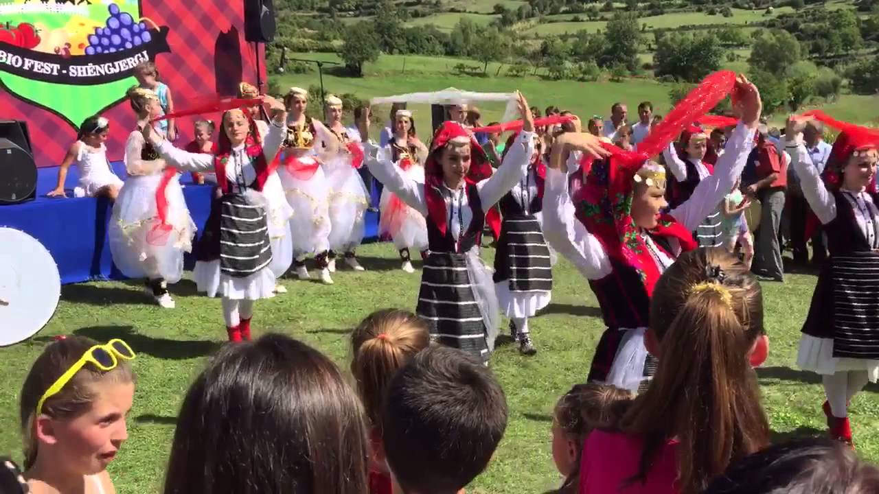 Albanian young girls dancing folk