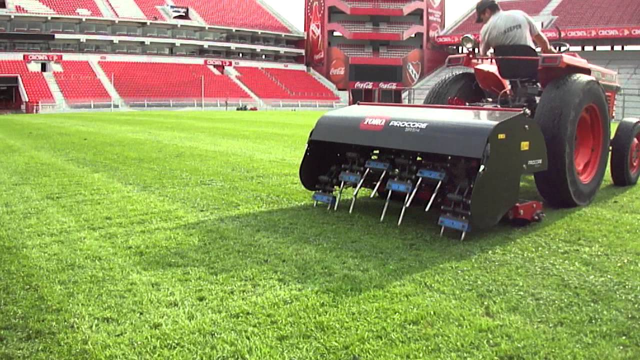 INDEPENDIENTE - DESCOMPACTACION campo de juego con TORO Procore SR54