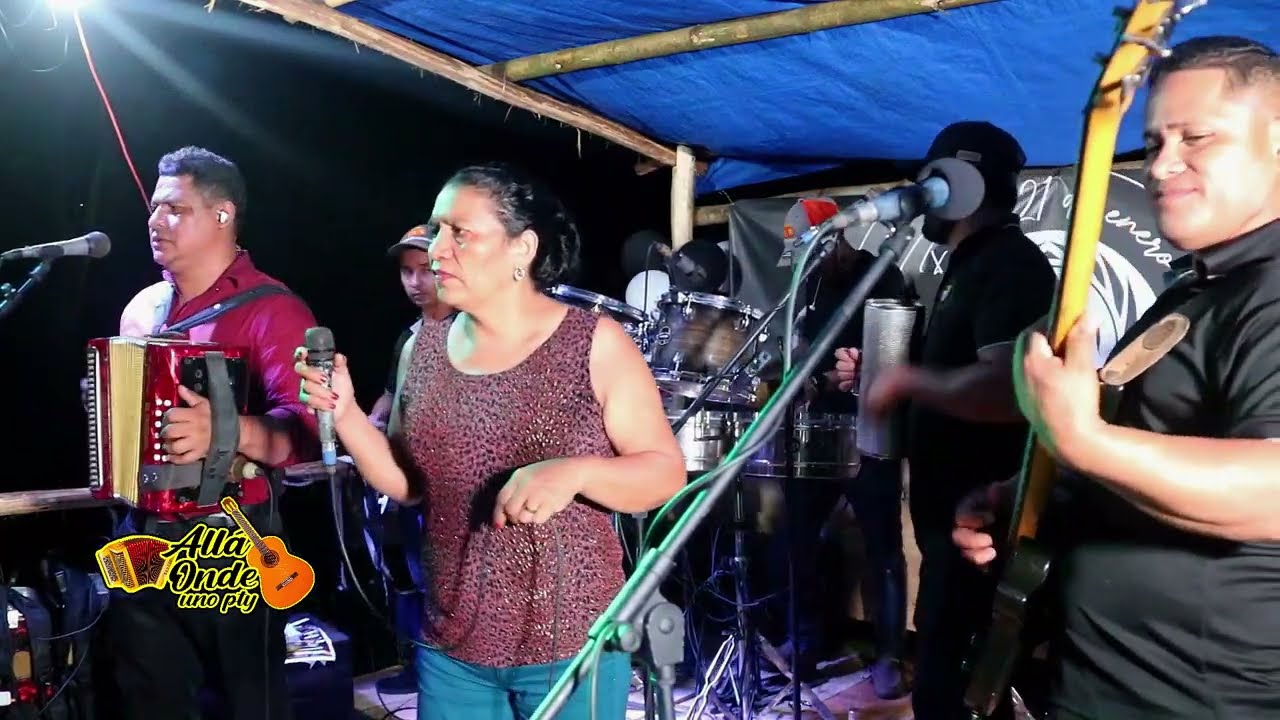 PAELITO AMARILLO Y REINA DE MI ALMA DANIEL ORTEGA DESDE 3 HERMANAS  CAPIRA/Fiesta del Team Los JR