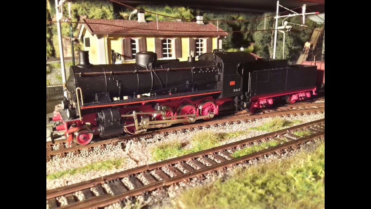 Gr.740 316 Rivarossi OLD del 1979 su piccolo plastico in costruzione