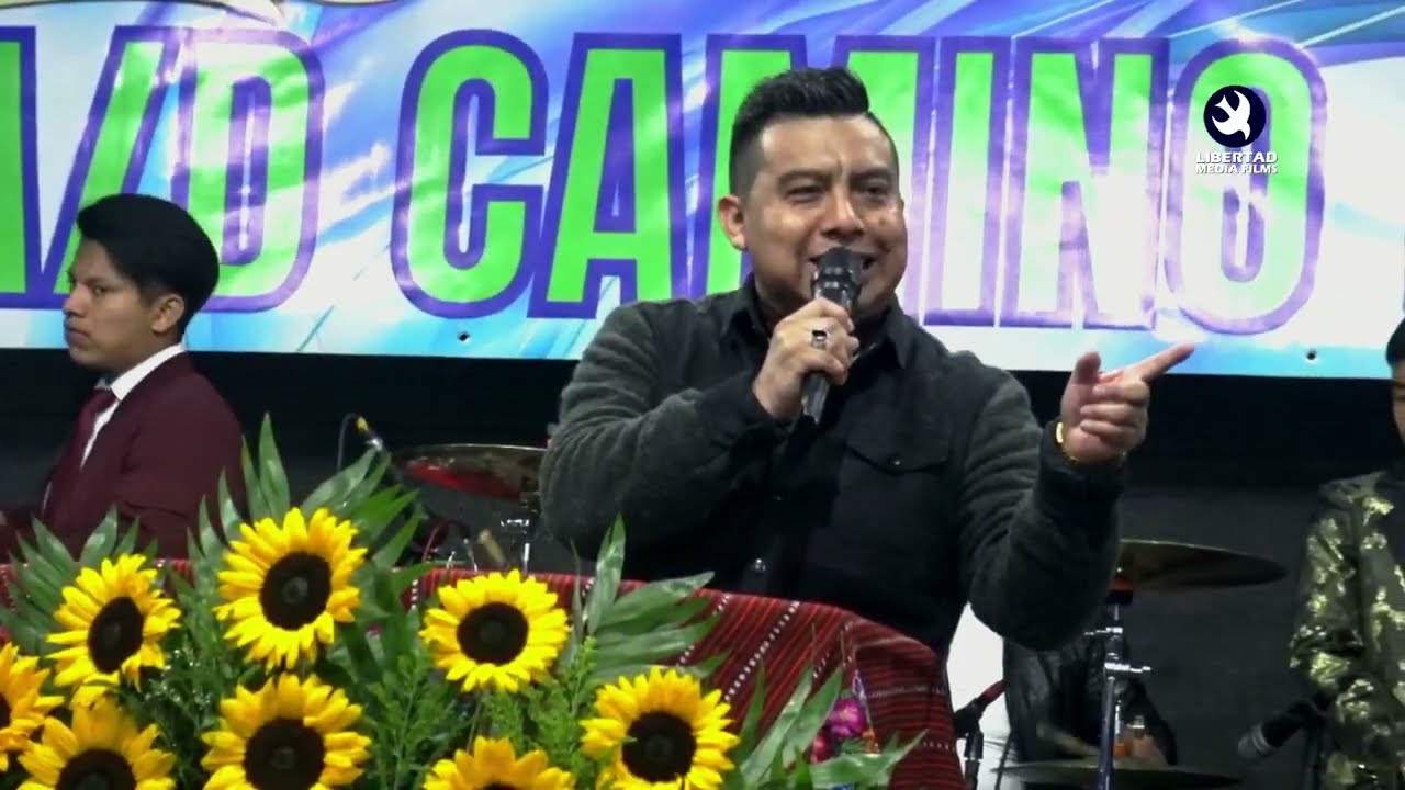 Un Nuevo Corazon -  Israel Camey & Principe Band