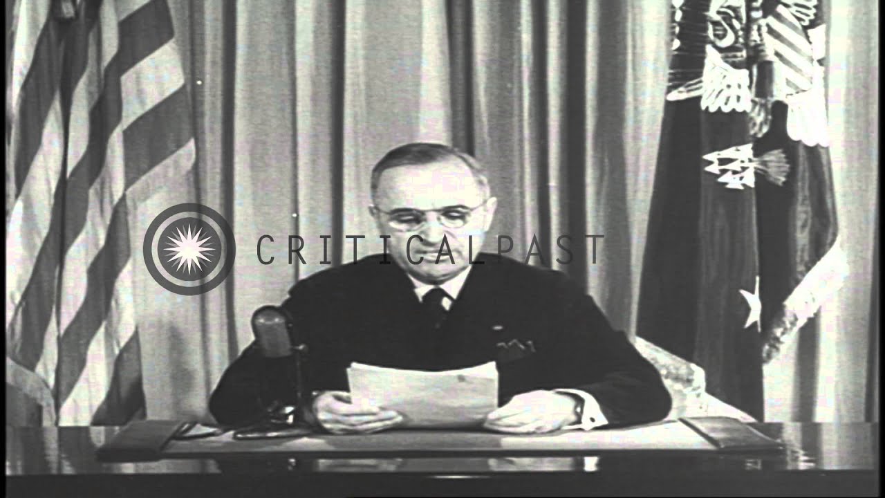 At the end of war in Europe, crowd celebrates in New York Times Square. HD Stock Footage