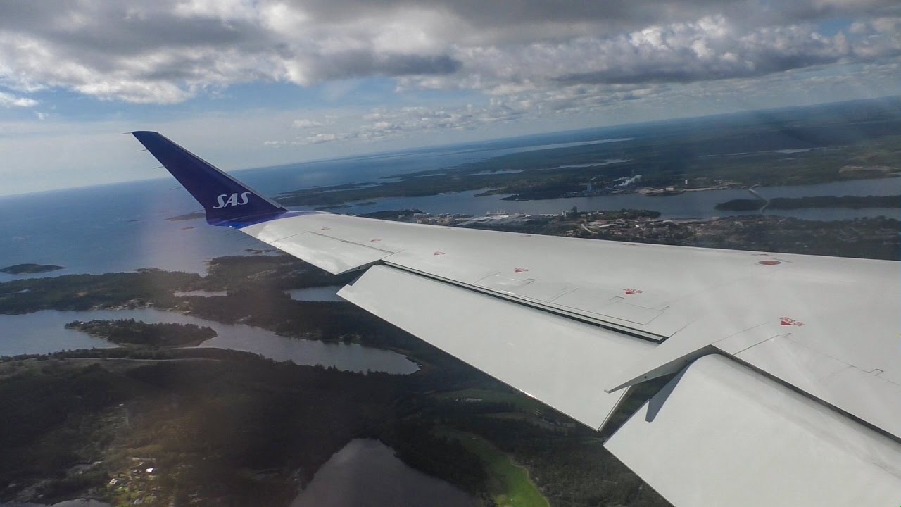 SCENIC APPROACH!  SAS CRJ-900 Landing in Ume&aring; , Sweden! | EI-FPF