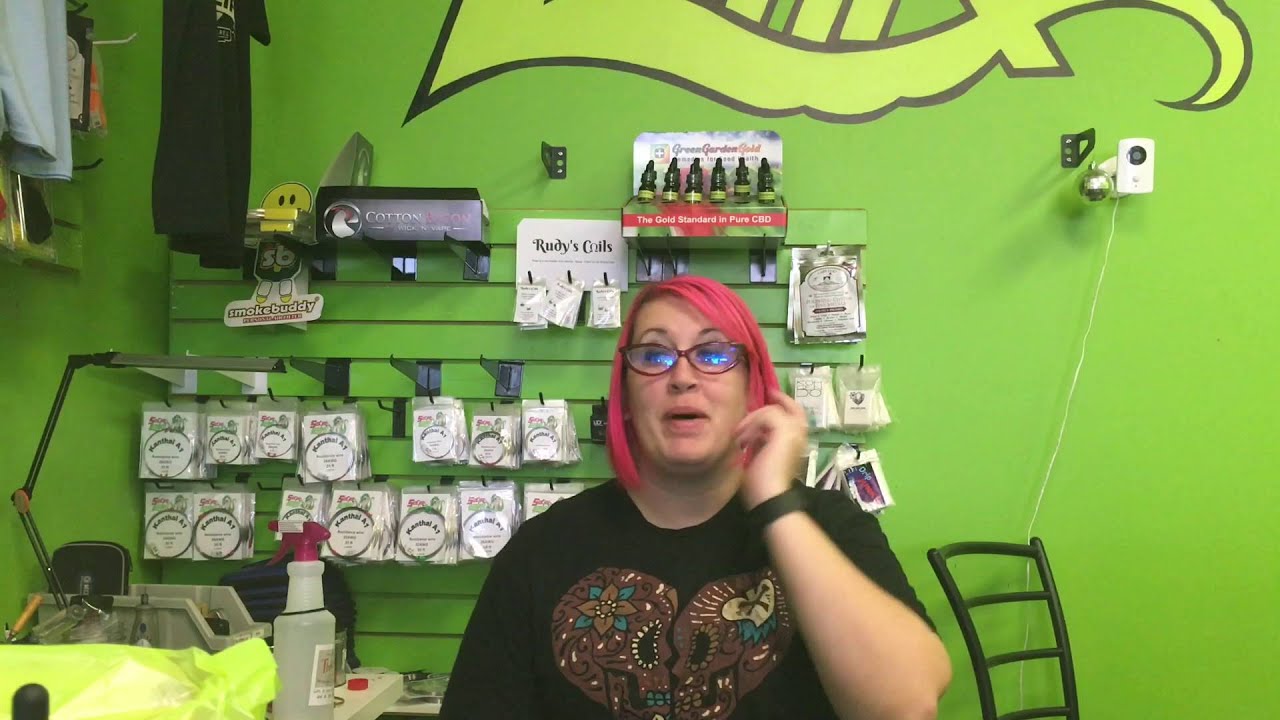Episode 1, Vape Shop tour  Social Lizard