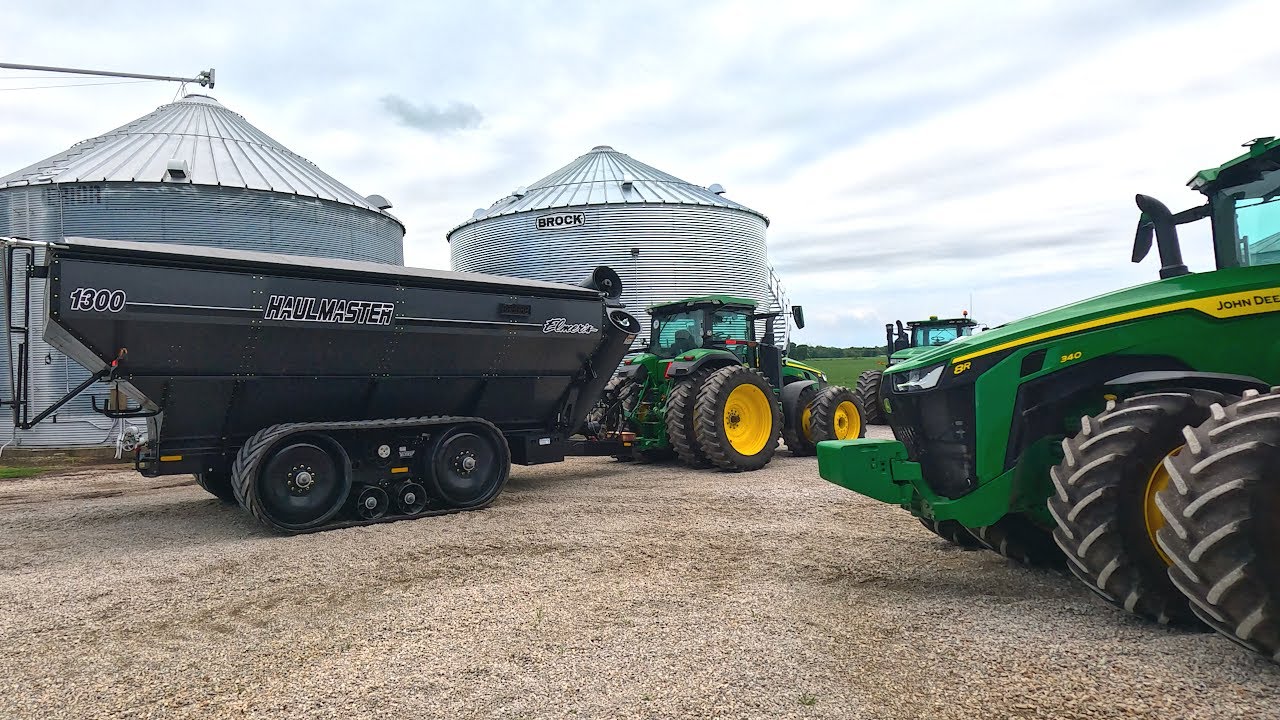 Big Day on the Farm &ndash; New Harvest Equipment Delivery