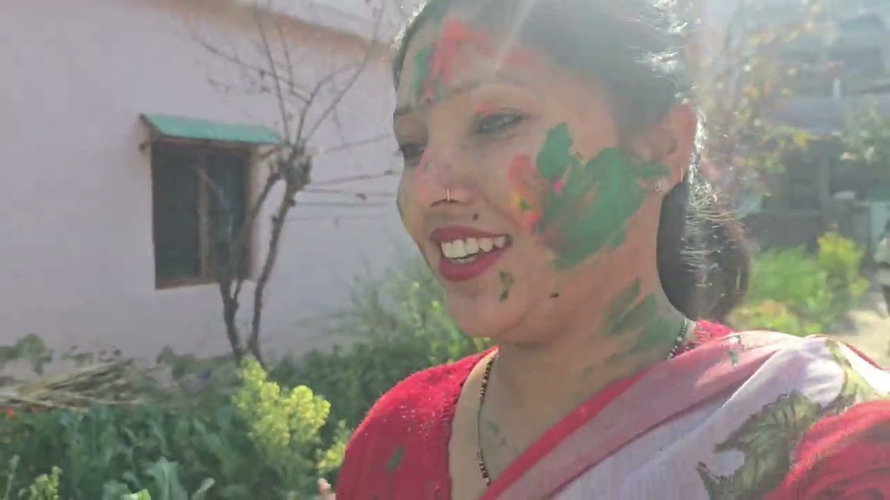 Vlog-64 होली में नाच-नाच के मचाया धमाल।#ushavlogs #usha #holi #dance #pithoragarh #holisong #fun