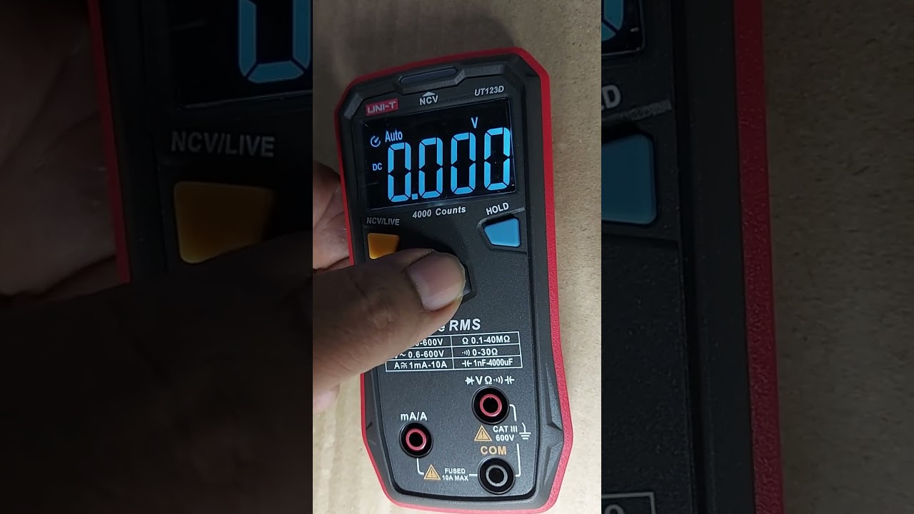 Smart Digital Multimeter Uni-T UT123D